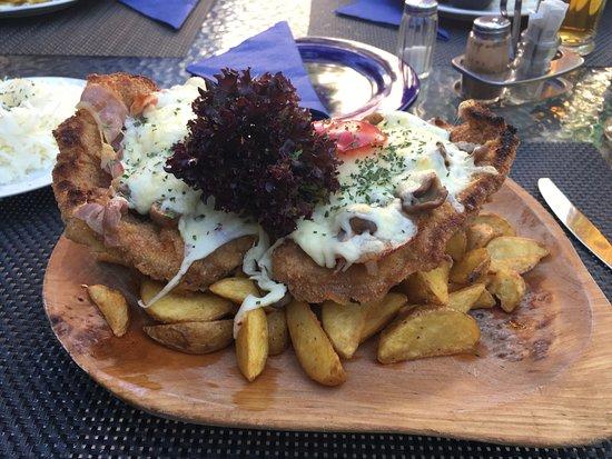 Kék Huszár Vendéglő