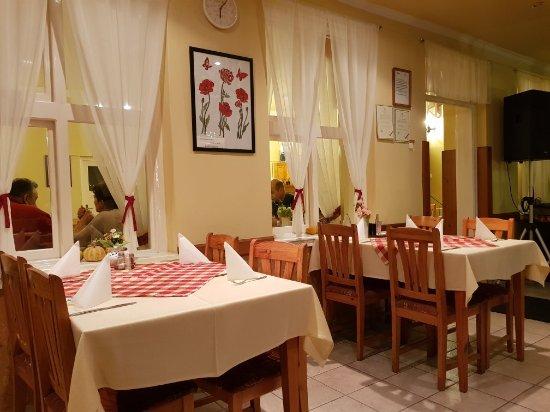 Family kisvendéglő