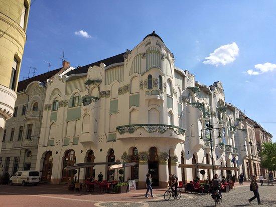 REÖK - Regionális Összművészeti Központ