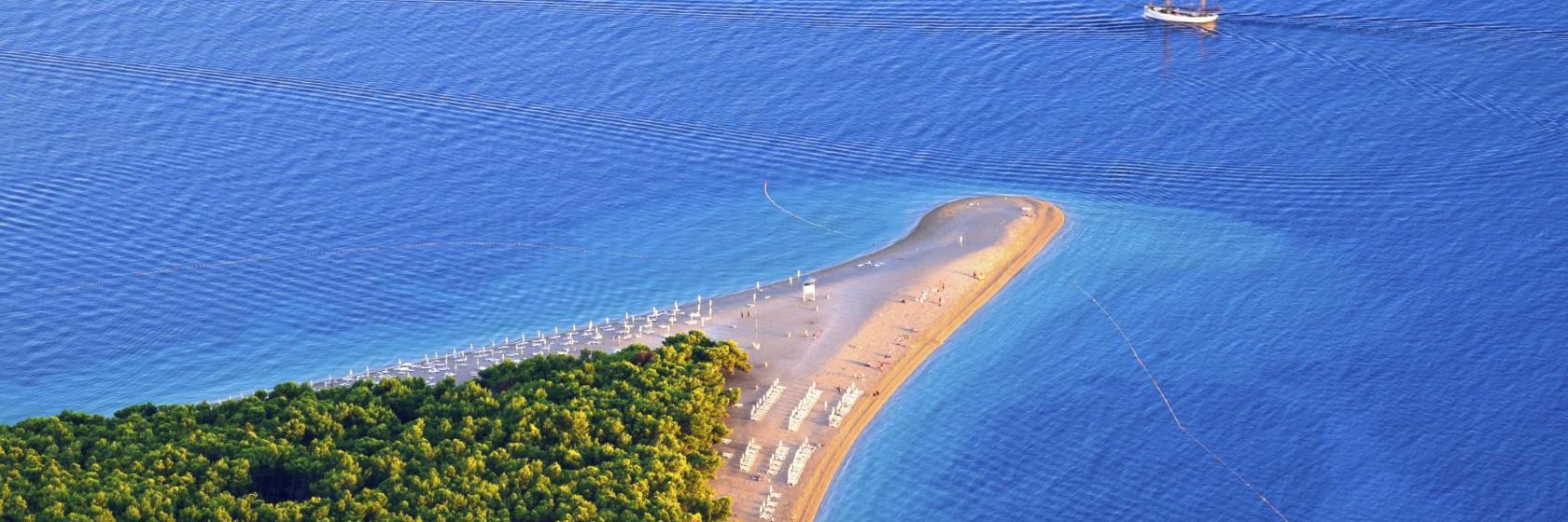 Zlatni Rat tengerpartja
