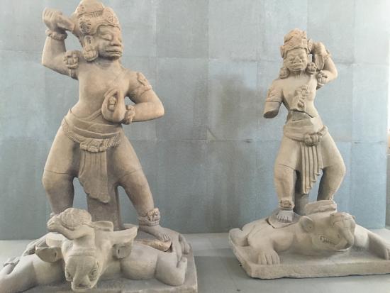 A Cham-szobrok Múzeuma