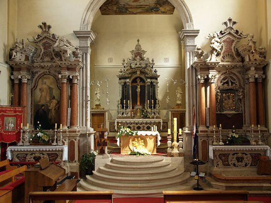 Szent Kereszt-plébániatemplom