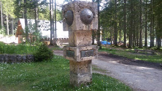 Monument to the Heroes and Partizans of World War II