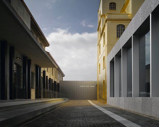 Fondazione Prada művészeti múzeum