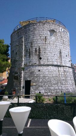 Round Tower