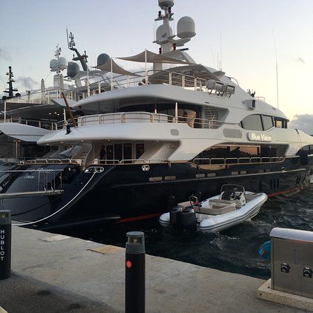 Porto Cervó-i jachtkikötő