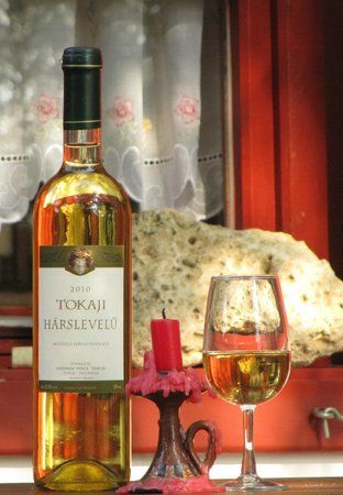 Szedmák Pince és Borház